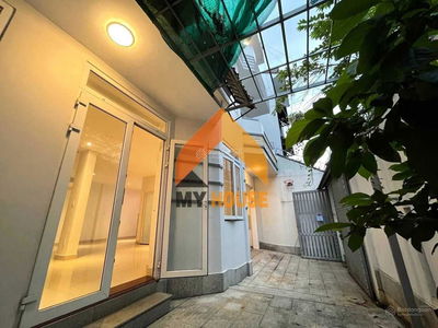 Alojamiento en Di An, Vietnam Alojamiento en Di An, Vietnam