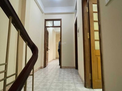 Gehäuse In Hanoi, Vietnam Gehäuse In Hanoi, Vietnam