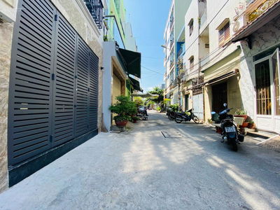 Housing in Ho Chi Minh City, Vietnam Housing in Ho Chi Minh City, Vietnam