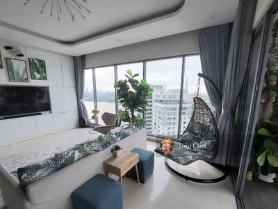 Diamond Island, Vietnam Diamond Island, Vietnam