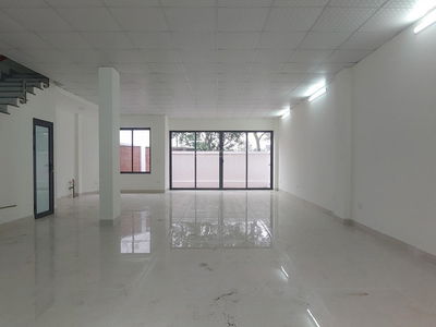 The Eden Rose, Vietnam The Eden Rose, Vietnam