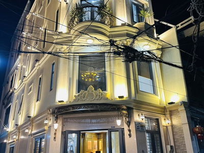 Housing in Ho Chi Minh City, Vietnam Housing in Ho Chi Minh City, Vietnam