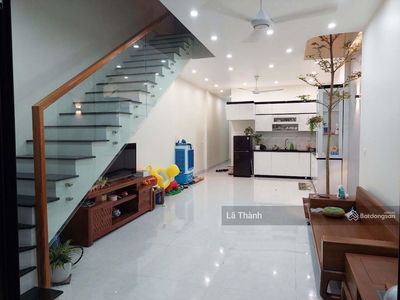 Housing in Hanoi, Vietnam Housing in Hanoi, Vietnam