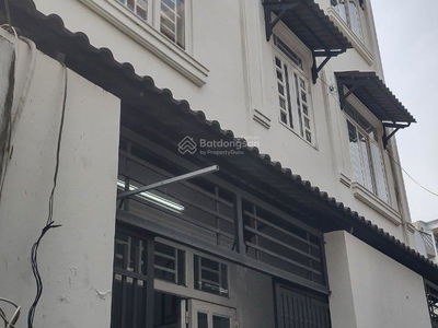 Housing in Ho Chi Minh City, Vietnam Housing in Ho Chi Minh City, Vietnam