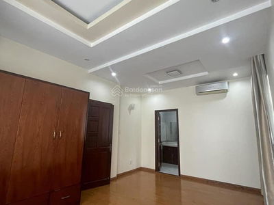 Housing in Nha Be, Vietnam  Housing in Nha Be, Vietnam