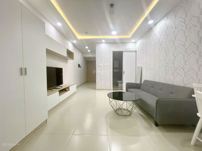 Topaz Twins, Vietnam Topaz Twins, Vietnam