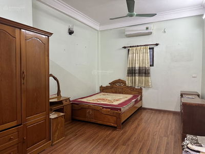 Gehäuse In Hanoi, Vietnam Gehäuse In Hanoi, Vietnam