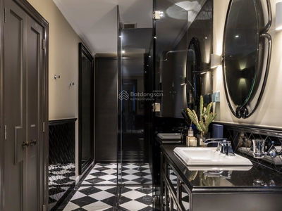 Lavila Kien A - Nha Be, Vietnam  Lavila Kien A - Nha Be, Vietnam