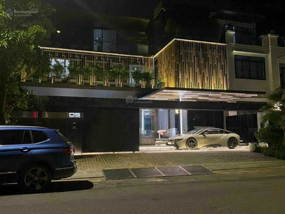 Phu My Hung, Vietnam  Phu My Hung, Vietnam