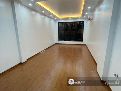 Gehäuse In Hanoi, Vietnam Gehäuse In Hanoi, Vietnam