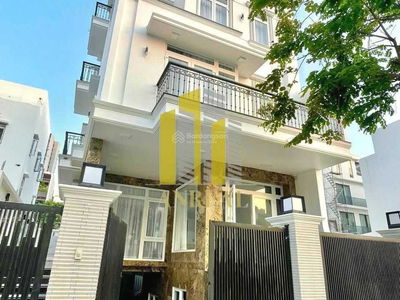 Diamond Island, Vietnam Diamond Island, Vietnam