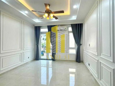 Diamond Island, Vietnam Diamond Island, Vietnam