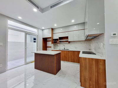 The Peak Garden, Vietnam The Peak Garden, Vietnam