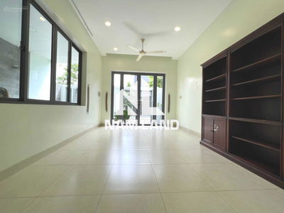 Housing in Nha Be, Vietnam  Housing in Nha Be, Vietnam