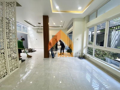 Gehäuse In Nha Be, Vietnam Gehäuse In Nha Be, Vietnam