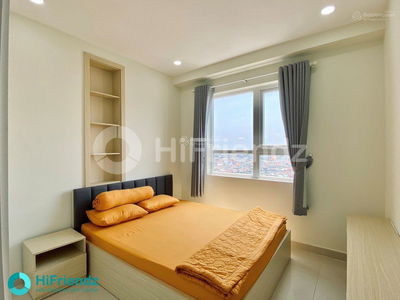 Topaz Elite, Vietnam  Topaz Elite, Vietnam