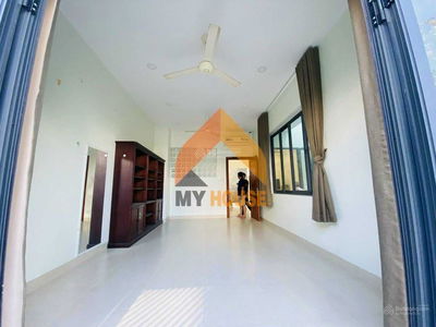 Housing in Nha Be, Vietnam Housing in Nha Be, Vietnam