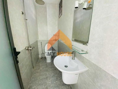 Gehäuse In Nha Be, Vietnam Gehäuse In Nha Be, Vietnam