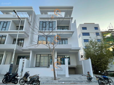 Housing in Nha Be, Vietnam Housing in Nha Be, Vietnam