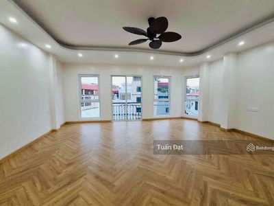 Gehäuse In Hanoi, Vietnam Gehäuse In Hanoi, Vietnam