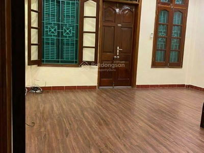 Gehäuse In Hanoi, Vietnam Gehäuse In Hanoi, Vietnam