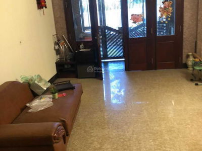 Gehäuse In Hanoi, Vietnam Gehäuse In Hanoi, Vietnam