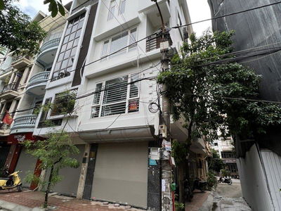 Gehäuse In Hanoi, Vietnam Gehäuse In Hanoi, Vietnam