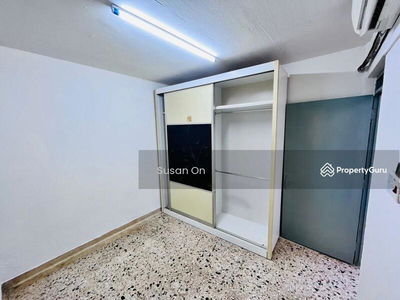 Flat Taman Ungku Tun Aminah, Malaysia Flat Taman Ungku Tun Aminah, Malaysia