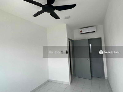 Kiara Kasih, Malaysia Kiara Kasih, Malaysia