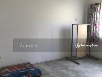 Panorama Lapangan Perdana Flat, Malaysia Panorama Lapangan Perdana Flat, Malaysia