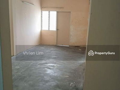 Panorama Lapangan Perdana Flat, Malaysia Panorama Lapangan Perdana Flat, Malaysia