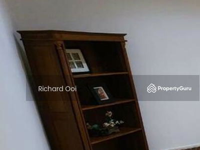 Beverly Row, Malaysia Beverly Row, Malaysia