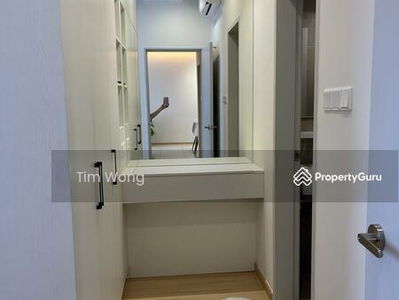 RYAN & MIHO, Malaysia RYAN & MIHO, Malaysia