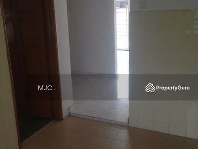 2 storey house @ Taman Teluk Gedong Indah, Port Klang, Malaysia 2 storey house @ Taman Teluk Gedong Indah, Port Klang, Malaysia