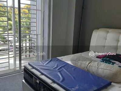 Taman Aman Larkin Utama Taman Aman Larkin Utama JB Taman Aman Larkin Utama, Malaysia Taman Aman Larkin Utama Taman Aman Larkin Utama JB Taman Aman Larkin Utama, Malaysia