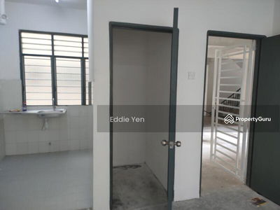 Newly Flat Lestari Putra For Rent, Malaysia Newly Flat Lestari Putra For Rent, Malaysia