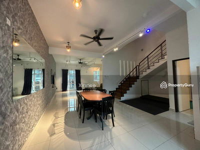 Shamrock Beach, Malaysia Shamrock Beach, Malaysia