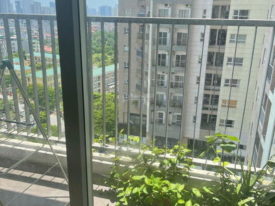 Golden Palace, Vietnam Golden Palace, Vietnam