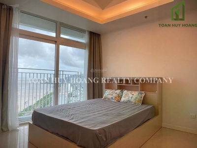 Azura, Vietnam Azura, Vietnam