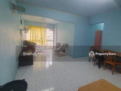 Putri Ria, Malaysia Putri Ria, Malaysia