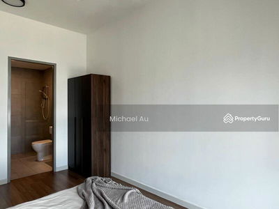 M Vertica, Malaysia M Vertica, Malaysia