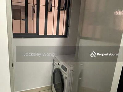 M Vertica, Malaysia M Vertica, Malaysia