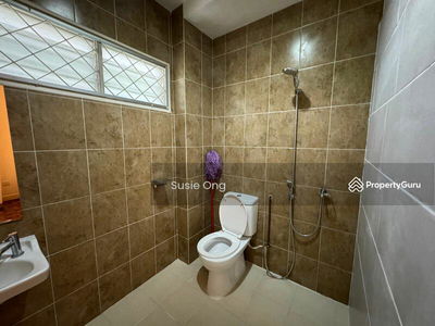 Earls Court, Malaysia Earls Court, Malaysia