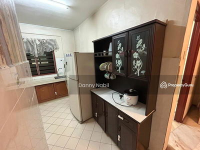 Flat PKNS Seksyen 7 Shah Alam, Malaysia Flat PKNS Seksyen 7 Shah Alam, Malaysia