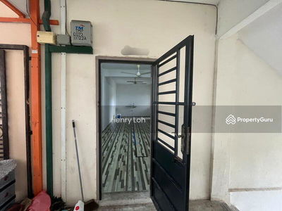 Flat Jalan Baiduri, Malaysia Flat Jalan Baiduri, Malaysia