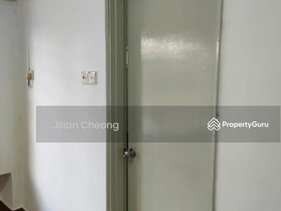 Jalan Permas 13, Malaysia Jalan Permas 13, Malaysia