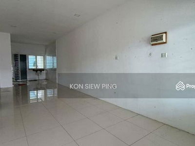 Single Storey Terrace Intermediate House For Rent Located at 9th mile, Taman Paradise, Malaysia Single Storey Terrace Intermediate House For Rent Located at 9th mile, Taman Paradise, Malaysia