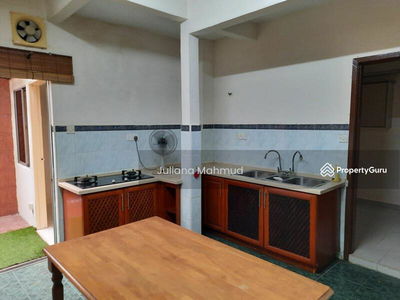 Rahim Kajai Taman Tun Dr Ismail, Malaysia Rahim Kajai Taman Tun Dr Ismail, Malaysia