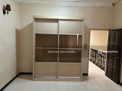 Double Storey Jalan Jeriji For Rent in Bukit Jelutong Shah Alam, Malaysia Double Storey Jalan Jeriji For Rent in Bukit Jelutong Shah Alam, Malaysia