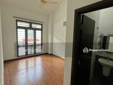 Fernlane Denai Alam, Malaysia Fernlane Denai Alam, Malaysia